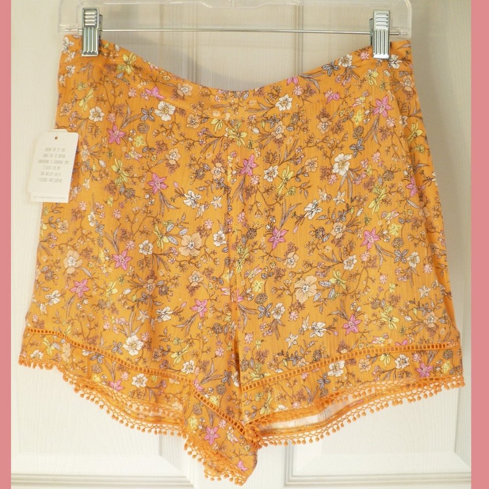 Coco + Jaimeson Sexy Shorts New Orange Floral